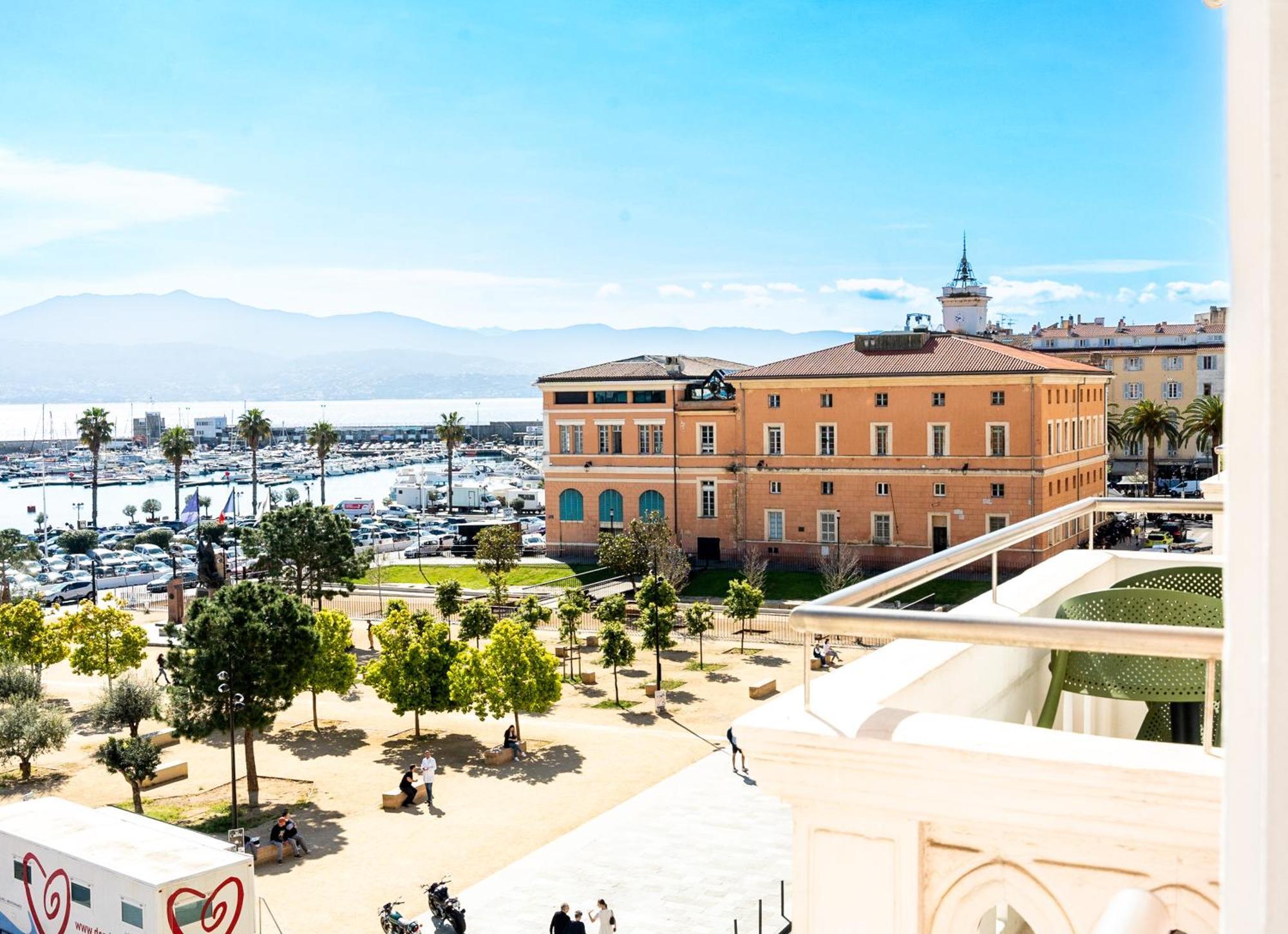 Hotel Du Golfe Ajaccio  Exterior foto